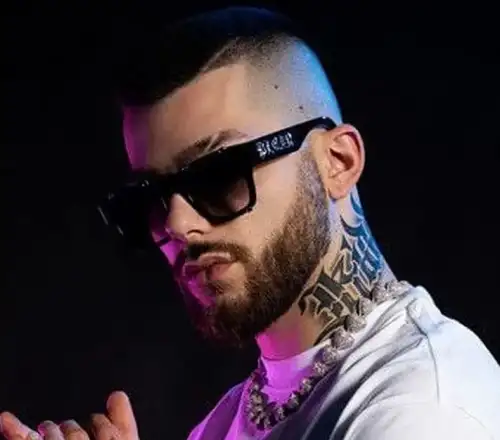 Σύλληψη του τράπερ Kidd στην Κηφισιά – Βρέθηκαν ναρκωτικά λίγο πριν από μαθητικό πάρτι