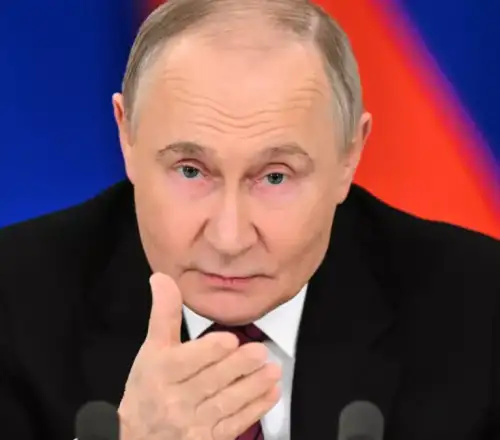 Μόσχα: Καταγγέλλει επίθεση με 91 drones στο σπίτι του Πούτιν – Ο Ζελένσκι διαψεύδει