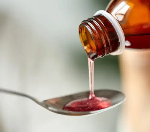 Επείγουσα οδηγία ΕΟΦ: Προσοχή σε γνωστό σιρόπι για βρέφη – Κίνδυνος για σοβαρές παρενέργειες