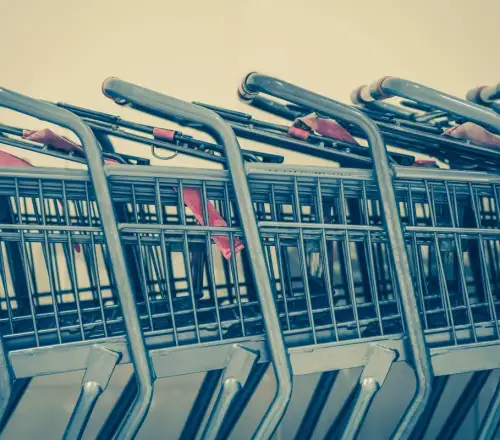 2 Ιανουαρίου: Ποια καταστήματα είναι ανοιχτά σήμερα – Τι ισχύει για Σούπερ Μάρκετ, τράπεζες και λαϊκές