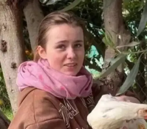 Υπόθεση Λόρας: «Της δείξαμε τη φωτογραφία της και εξαφανίστηκε» – Η συγκλονιστική μαρτυρία μαθητή στου Ζωγράφου