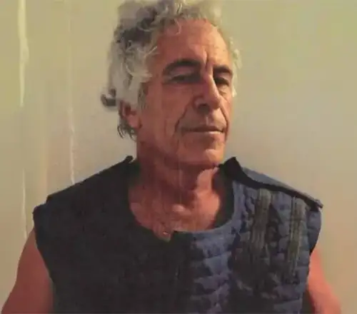 Υπόθεση Έπσταϊν: Αποκαλύψεις και συνέπειες από τα αρχεία έως σήμερα