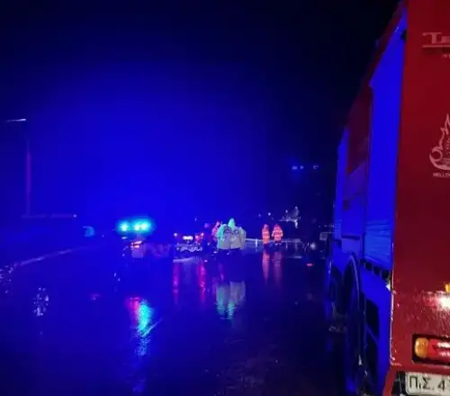 Κομοτηνή: Νεκρός 55χρονος που παρασύρθηκε από τον ποταμό Βοζβόζη – Αγνόησε την απαγόρευση στην ιρλανδική διάβαση