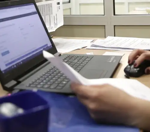 Συνταγματική Αναθεώρηση: Τέλος στη μονιμότητα στο Δημόσιο - Τι φέρνει η σύνδεση με την αξιολόγηση