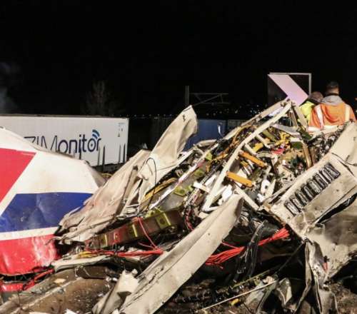 Τέμπη: Στη Βουλή η δικογραφία για το σιδηροδρομικό δυστύχημα. Επιστολή «καταπέλτης» της Μαρίας Καρυστιανού