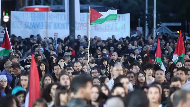 Ολονύχτια διαμαρτυρία φοιτητών και στο κέντρο της Αθήνας ως ένδειξη αλληλεγγύης στην Παλαιστίνη
