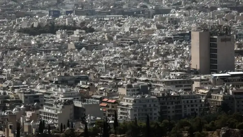 Χάος στις πολυκατοικίες: Ποιοι ιδιοκτήτες κινδυνεύουν ακόμη και με απώλεια περιουσίας