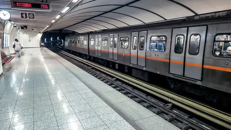 Στάση εργασίας σε ΗΣΑΠ, Μετρό και Τραμ το Σάββατο – Ποιες ώρες θα μείνουν εκτός λειτουργίας τα μέσα