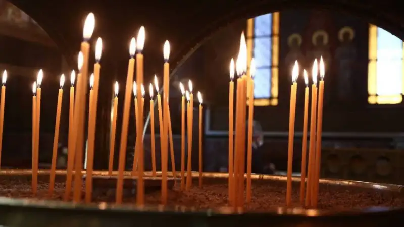 Στις Τρεις Γέφυρες η καβάτζα του κυκλώματος ναρκωτικών με Παλαιοημερολογίτες ιερείς – Ο ναός που σόκαρε τους πιστούς