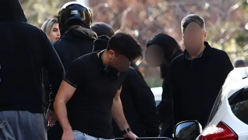 Διακίνηση ναρκωτικών: Νέες αποκαλύψεις - Το Άγιο Φως, τα λείψανα και οι πλαστές πινακίδες