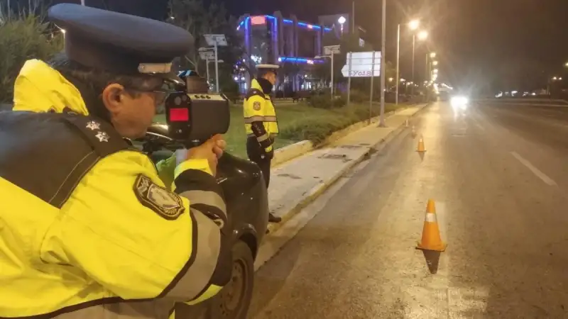 Εθνική Οδός Αθηνών – Λαμίας: Καταδίωξη οδηγού που έτρεχε με 230 χλμ/ώρα. Θετικός σε αλκοτέστ. Βίντεο