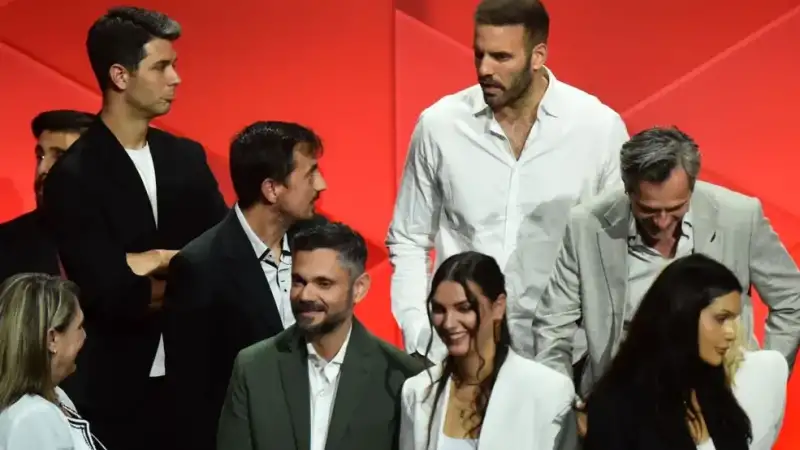 Σοκ και εσωτερική κρίση στον ΣΥΡΙΖΑ: Η υπόθεση Παππά φέρνει διαγραφές, αντιδράσεις και ευρωπαϊκό «πονοκέφαλο»