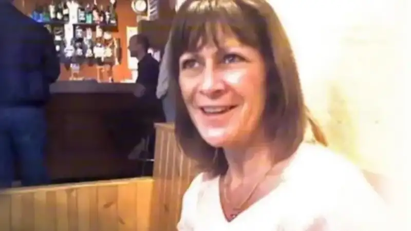 Φως στο Τούνελ: Στο εδώλιο ο ύποπτος 16 χρόνια μετά την δολοφονία της Τζιν Χάνλον. Το ημερολόγιο της μίλησε