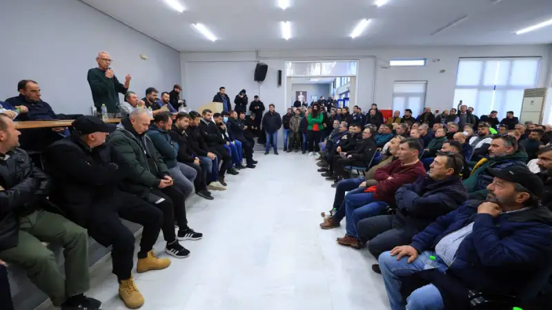 Εξελίξεις στα Μπλόκα: «Ναι» των αγροτών σε συνάντηση με Μητσοτάκη – Χωρίς συλλαλητήριο στην Αθήνα