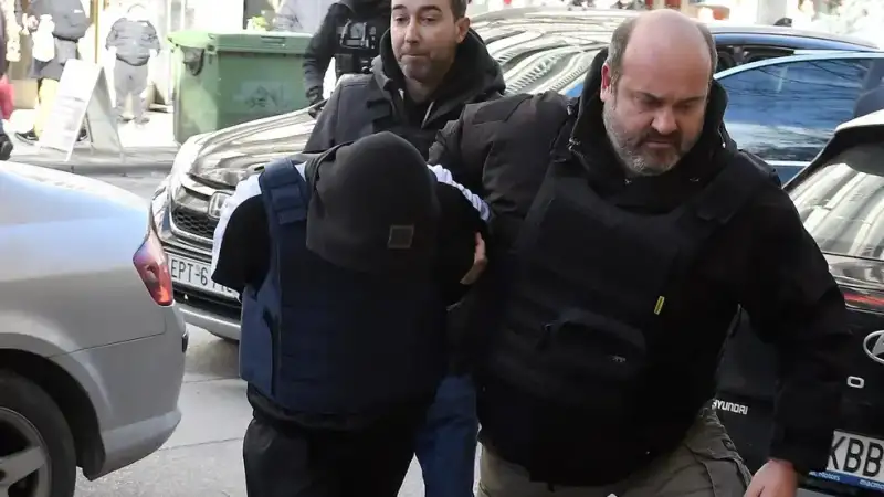 Άγριος βασανισμός του 16χρονου δολοφόνου των Σερρών στις φυλακές: Τον μαστίγωσαν με καλώδιο