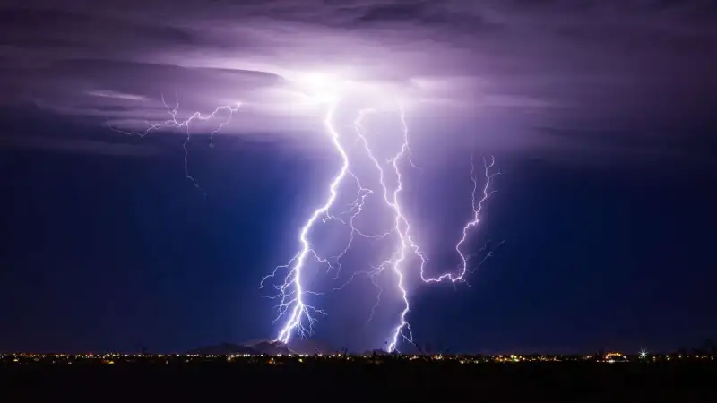 Συναγερμός 112 σε 5 νομούς της Πελοποννήσου: Έρχεται η κακοκαιρία «Κατηγορίας 5» – Πού θα «χτυπήσουν» τα ακραία φαινόμενα