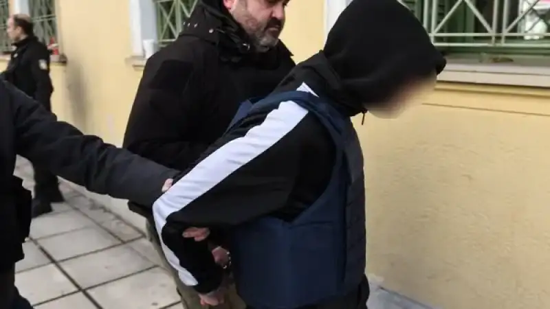 Σέρρες: Προφυλακιστέος ο 15χρονος για τον θάνατο του 17χρονου – Ανατροπή με «κρυφούς» δράστες: «Δεν τον σκότωσε ένας»