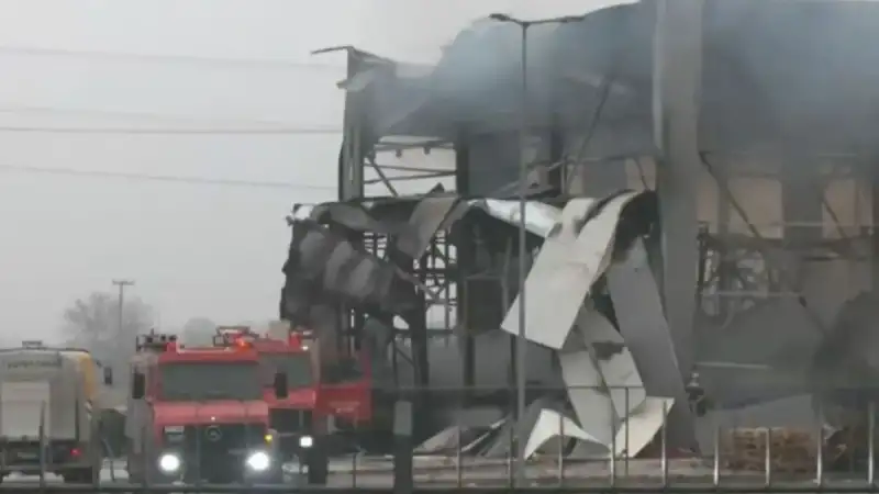 Τρίκαλα: Τρεις νεκρές γυναίκες στη Βιολάντα – Εντοπίστηκαν απανθρακωμένες στο υπόγειο, αγωνία για δύο αγνοούμενες