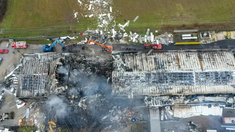 Τρίκαλα: Βρέθηκαν τρύπιοι σωλήνες προπανίου στο υπόγειο – Στην Εισαγγελέα ο ιδιοκτήτης και δύο στελέχη