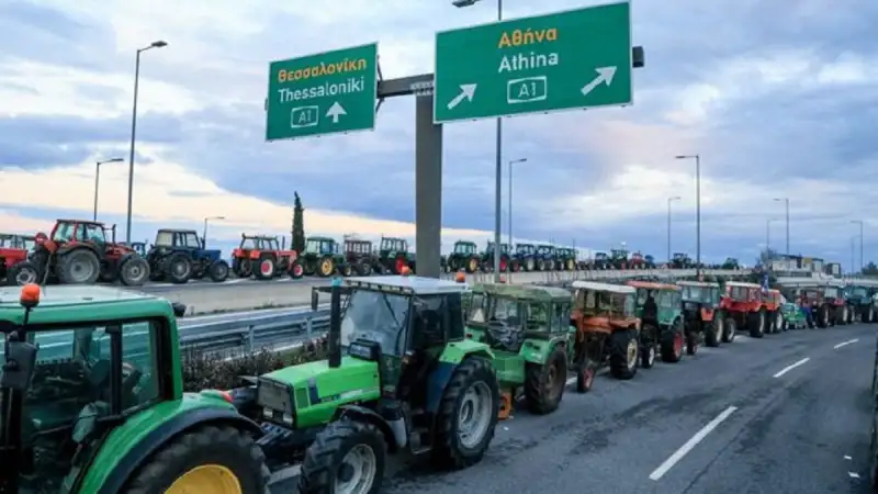 Στο Σύνταγμα τα Τρακτέρ: «Απόβαση» των Αγροτών στην Αθήνα την Παρασκευή