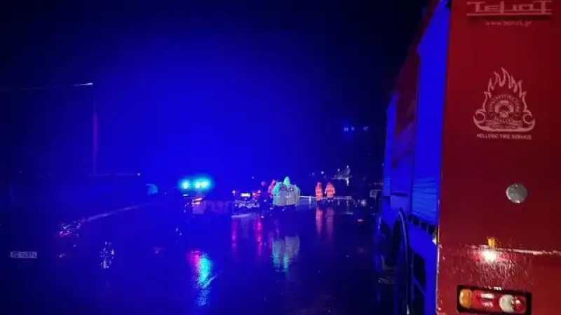 Κομοτηνή: Νεκρός 55χρονος που παρασύρθηκε από τον ποταμό Βοζβόζη – Αγνόησε την απαγόρευση στην ιρλανδική διάβαση