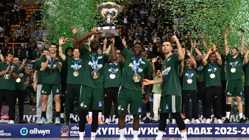 Παναθηναϊκός κατακτά το Κύπελλο Ελλάδας στο μπάσκετ με νίκη επί του Ολυμπιακού