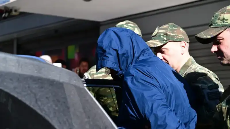 Προφυλακίστηκε ο Σμήναρχος για την κατασκοπεία: Η ομολογία, ο πράκτορας «Στίβεν» και οι απειλές για την κόρη του