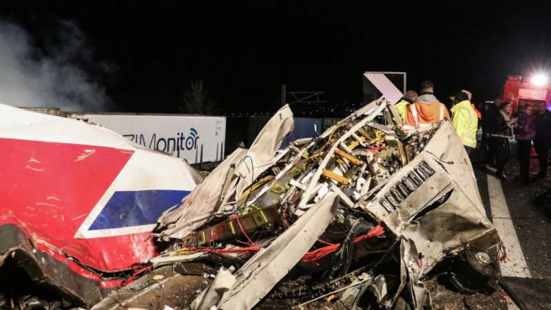 Τέμπη: Στη Βουλή η δικογραφία για το σιδηροδρομικό δυστύχημα. Επιστολή «καταπέλτης» της Μαρίας Καρυστιανού