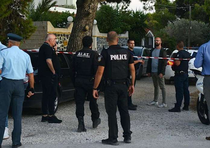 Μακελειό στην Αρτέμιδα: Τι οδήγησε στη σύλληψη του Τούρκου στο Ελ. Βενιζέλος - Τούρκοι με γαλλικές ταυτότητες οι έξι νεκροί