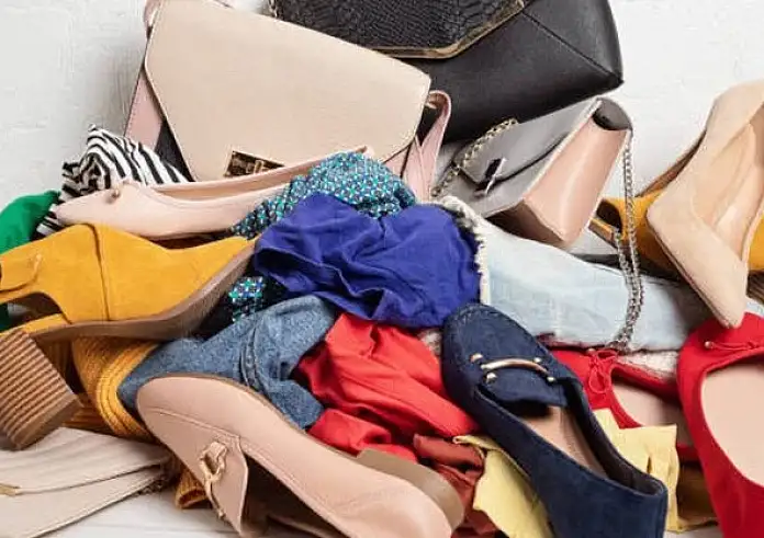 Η «γρήγορη μόδα» βλάπτει σοβαρά την υγεία – Ρούχα και παπούτσια με επικίνδυνα χημικά