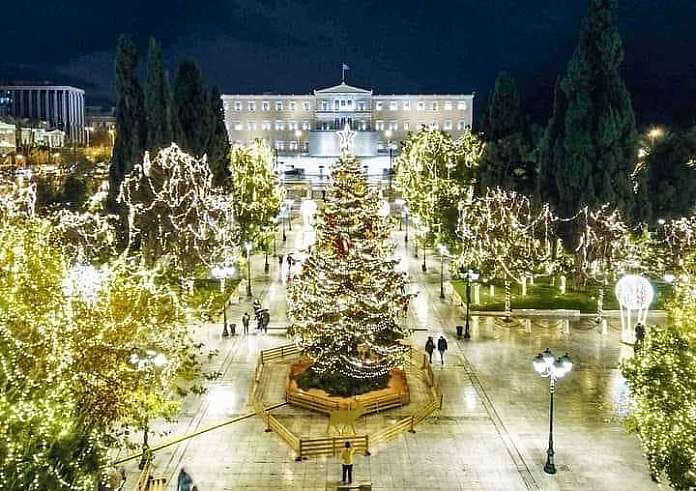 Χριστούγεννα 2020: Δείτε την στολισμένη Αθήνα από βίντεο. Διονύση, δώσε φως