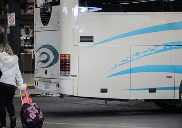 Θεσσαλονίκη: Έκλεβε βαλίτσες και σακίδια από ανυποψίαστους επιβάτες στα ΚΤΕΛ