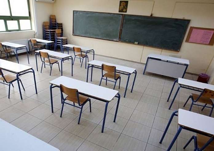 Αγρίνιο: 15χρονος μπήκε σε προαύλιο σχολείου και χτύπησε συνομήλικό του