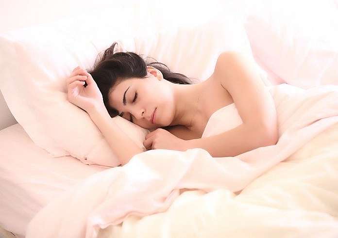 5 tips για να δημιουργήσεις το ιδανικό περιβάλλον για έναν ποιοτικό ύπνο