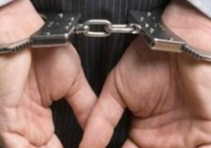 Ομόνοια: Συνελήφθη 63χρονος – Έστελνε φωτογραφίες σε ανήλικη. Αφέθηκε ελεύθερος