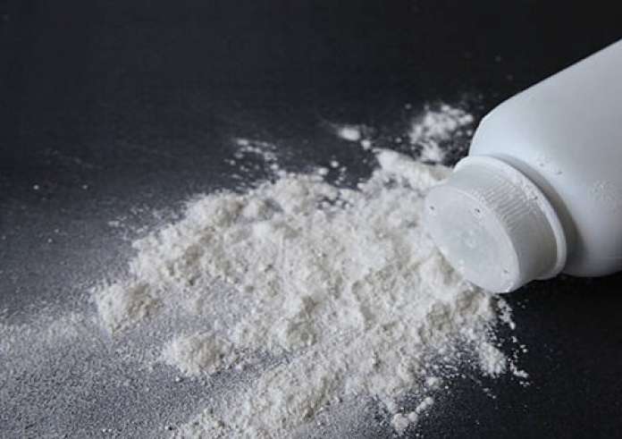 Johnson & Johnson: Πρόστιμο 260 εκατ. δολαρίων για πρόκληση καρκίνου από ταλκ – Η αγωγή γυναίκας που διαγνώστηκε με μεσοθηλίωμα