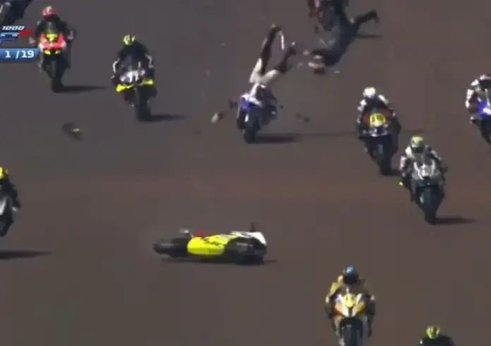 Βραζιλία: Νεκροί δύο αναβάτες σε αγώνα με μηχανές - Σοκάρει το βίντεο ντοκουμέντο