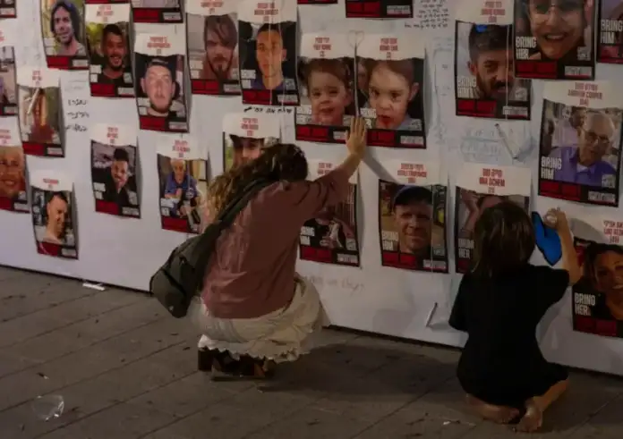 Γάζα: Ελεύθεροι για λόγους υγείας ακόμη δυο όμηροι από την Χαμάς