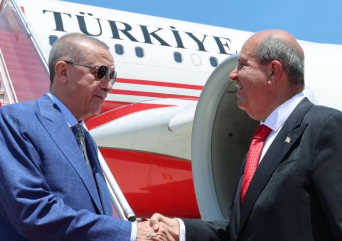 Για λύση δύο ισότιμων κρατών μίλησε από τα κατεχόμενα της Κύπρου ο Ερντογάν