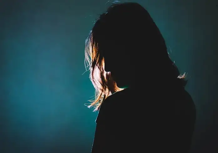 Βόλος: Του πήρε το κινητό - Tην ξυλοκόπησε μπροστά στα μάτια των δύο ανήλικων παιδιών τους