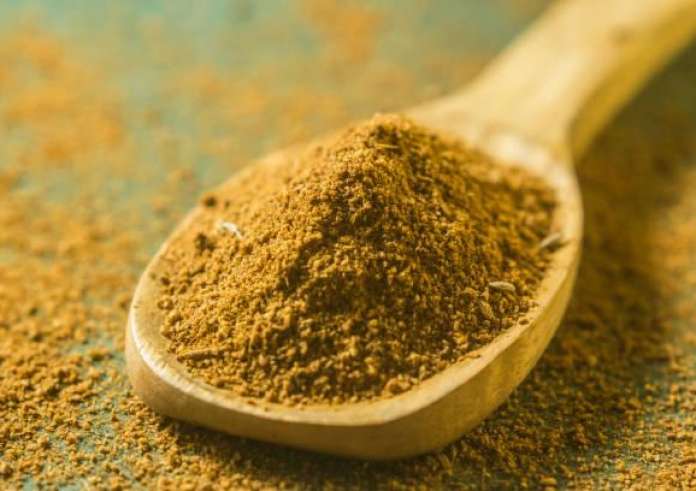 Το μπαχαρικό που βοηθά στη μείωση της χοληστερίνης και στην απώλεια βάρους
