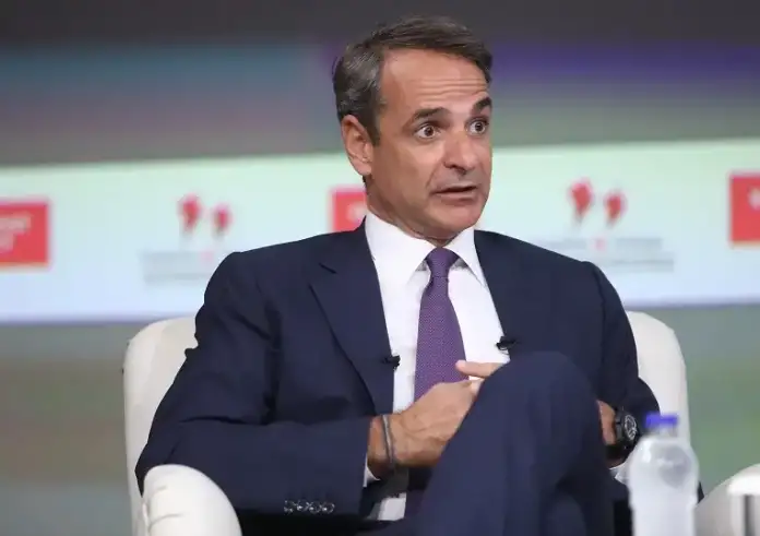 Μητσοτάκης στον Economist: Ο Ερντογάν είναι στη λάθος πλευρά της ιστορίας όταν αρνείται να καταδικάσει την Χαμάς