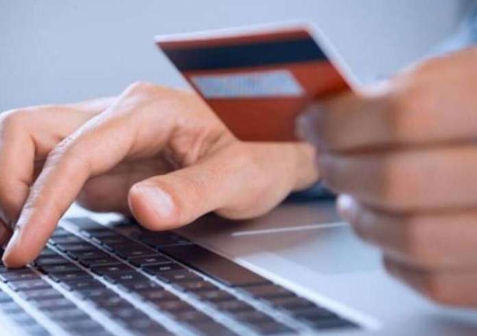 Προπληρωμένες κάρτες: Πώς θα τις ενεργοποιήσετε για τα επιδόματα