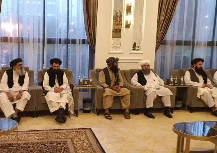 Ταλιμπάν: Να απαγορευτεί η γραβάτα γιατί είναι Χριστιανικό σύμβολο