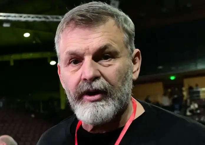 Γκλέτσος: «Αν δεν πάρει πίσω το εξώδικο, δεν έχω να πω τίποτα μαζί του»