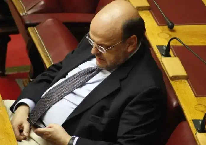 Αντώναρος: Μου σφύριξαν ότι ο Μητσοτάκης σχεδιάζει να τον προτείνουν για Πρόεδρο Δημοκρατίας