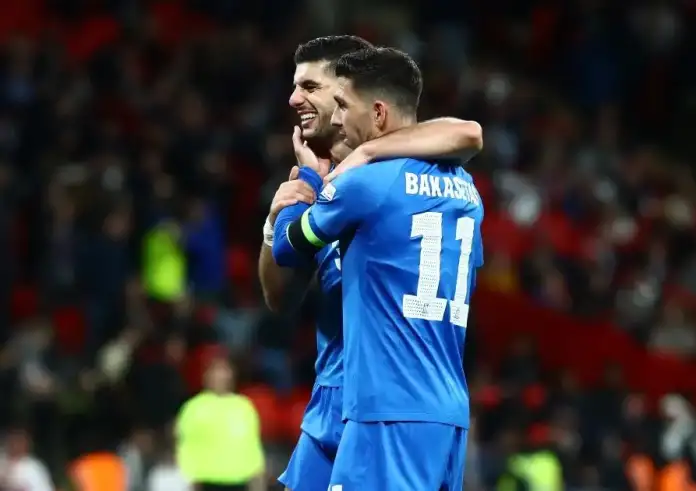 Το συγκινητικό μήνυμα Μπακασέτα για την ιστορική νίκη επί της Αγγλίας: «Για τον Γιώργο μας»