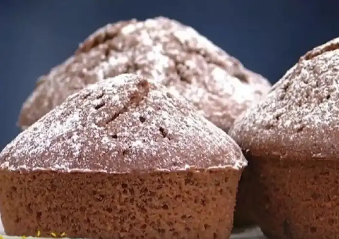 Σοκολατένια muffins με κολοκύθα που θα λατρέψουν τα παιδιά