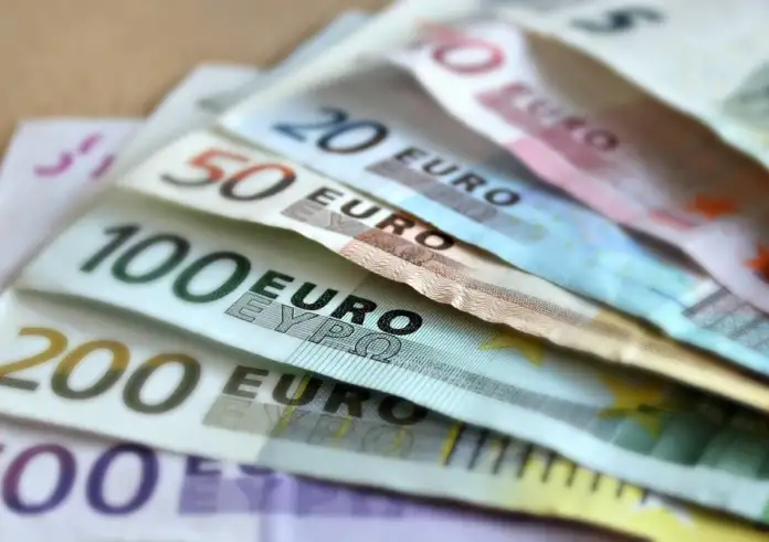 Δώρο Πάσχα 2025: Πότε πληρώνεται - Ποιοι εργαζόμενοι δικαιούνται δώρο Πάσχα