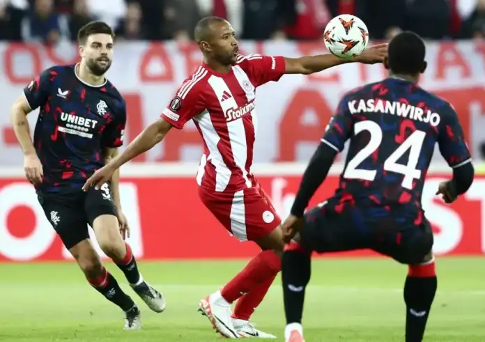 Europa League: Στην 11η θέση ο Ολυμπιακός, στην 33η ο ΠΑΟΚ – Αποτελέσματα και βαθμολογία